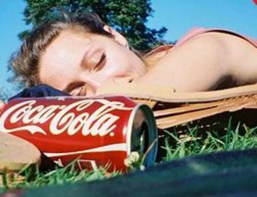 A 30-Year-Old Woman Dies of a Heart Attack Because She Drank Two Gallons of Coke a Day?
