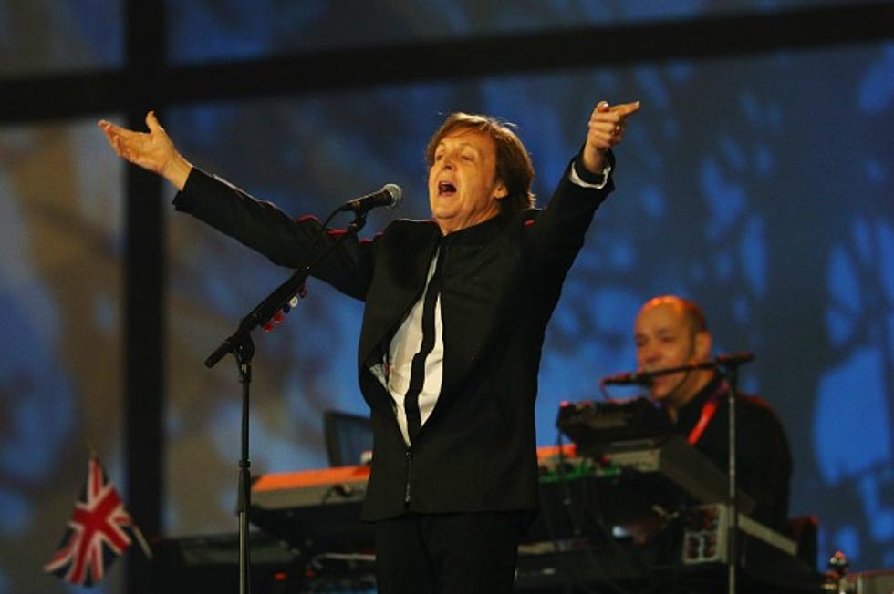 Paul McCartney Joins the Isley Brothers at Apollo Theater Benefit