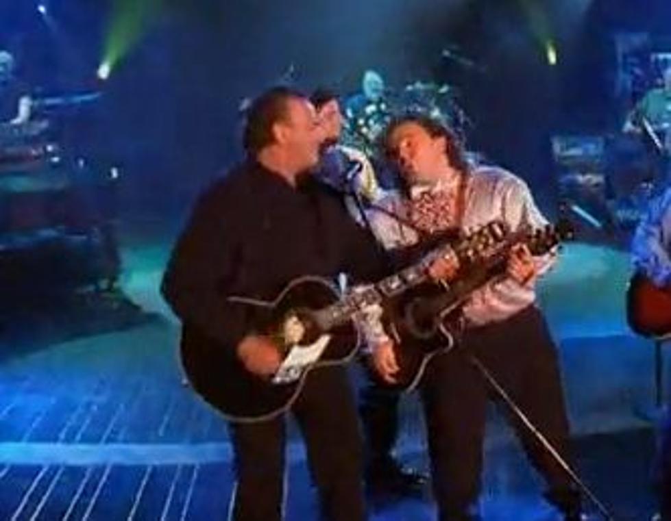 Jack Black and Neil Diamond Sing &#8216;Sweet Caroline&#8217;