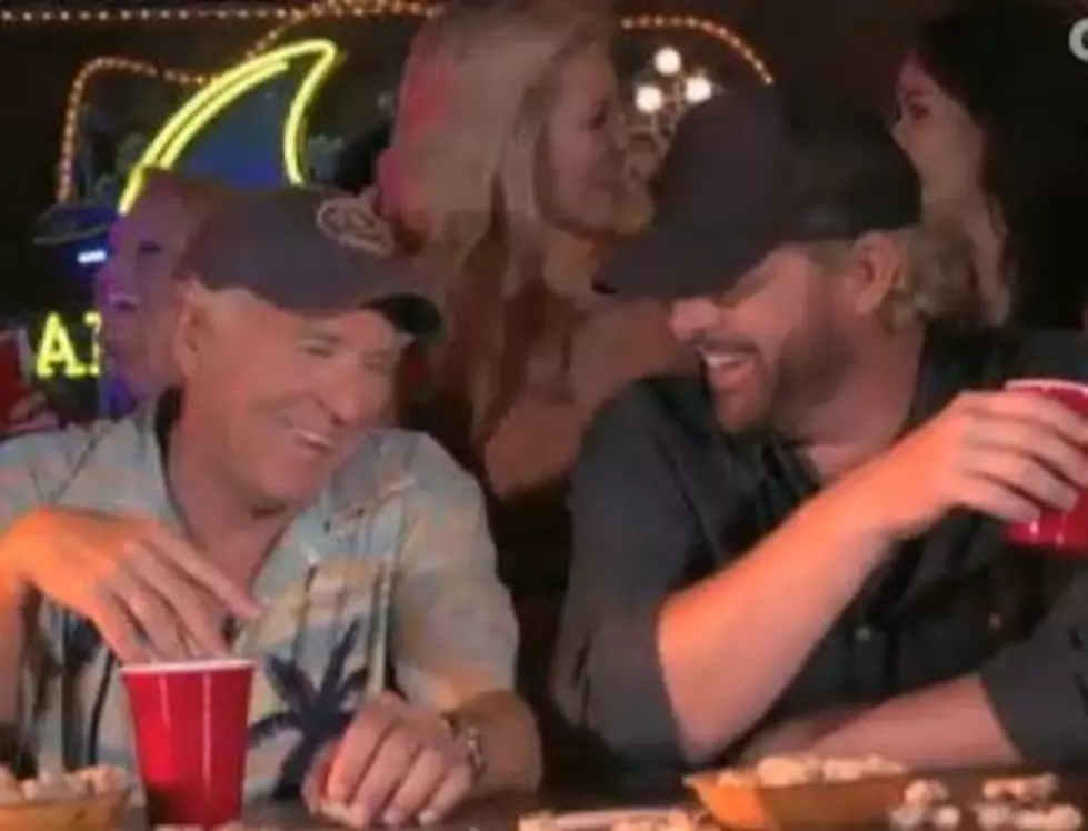 A New Video From Jimmy Buffett and Toby Keith Called &#8220;Too Drunk to Karaoke&#8221;