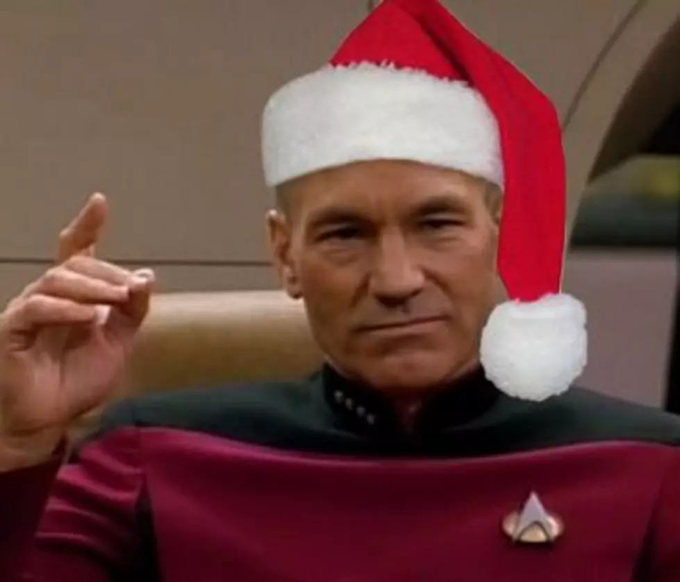Jean-Luc Picard From “Star Trek: The Next Generation” Sings Your New Favorite Christmas Song – “Make it So”