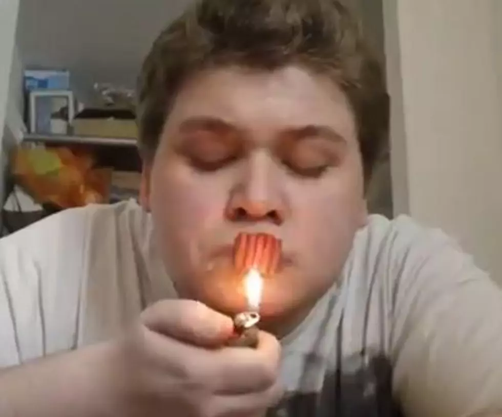 Watch an Idiot Tape Firecrackers to His Lips and Light Them