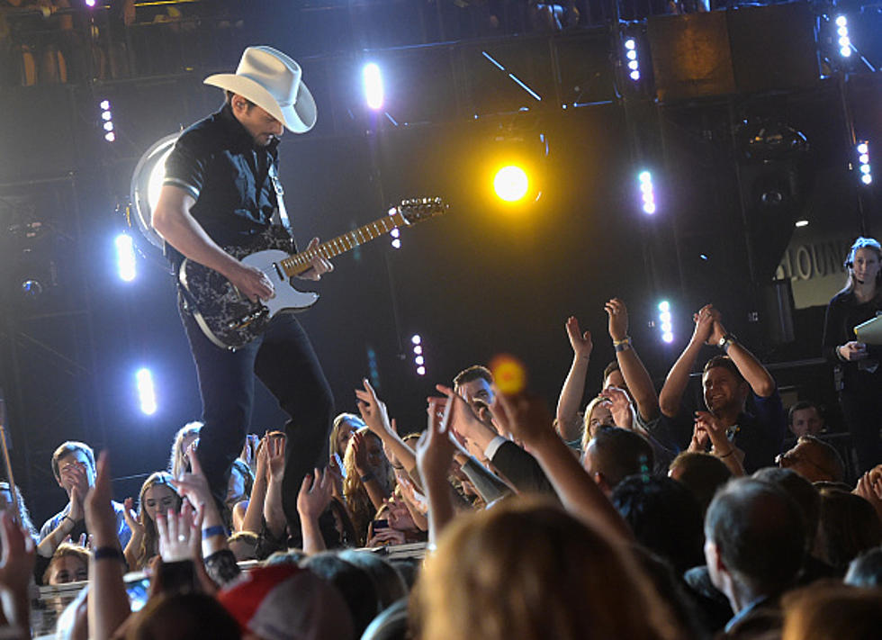 Brad Paisley’s ‘Country Nation World Tour’ Comes to Lubbock March 7 at the United Supermarkets Arena