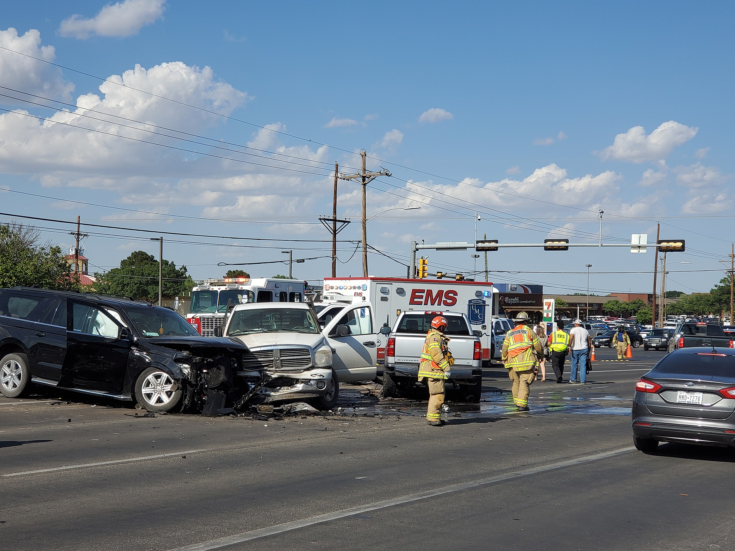 Lubbock Drivers Way Too Distracted, Need To Put The Phone Down