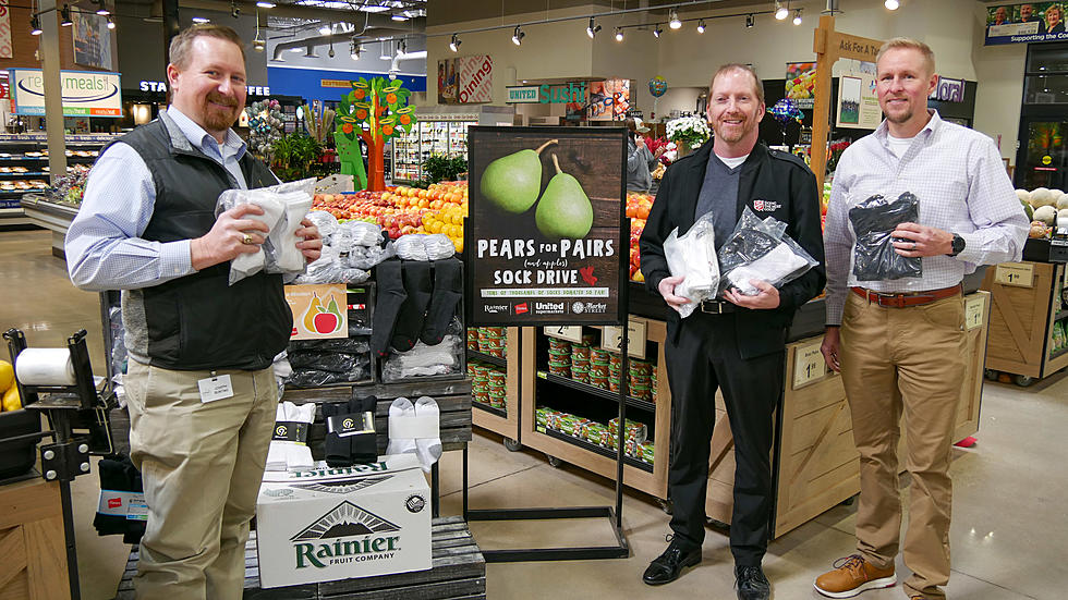 United Supermarkets Donates Socks for the Homeless with Pears for Pairs Initiative
