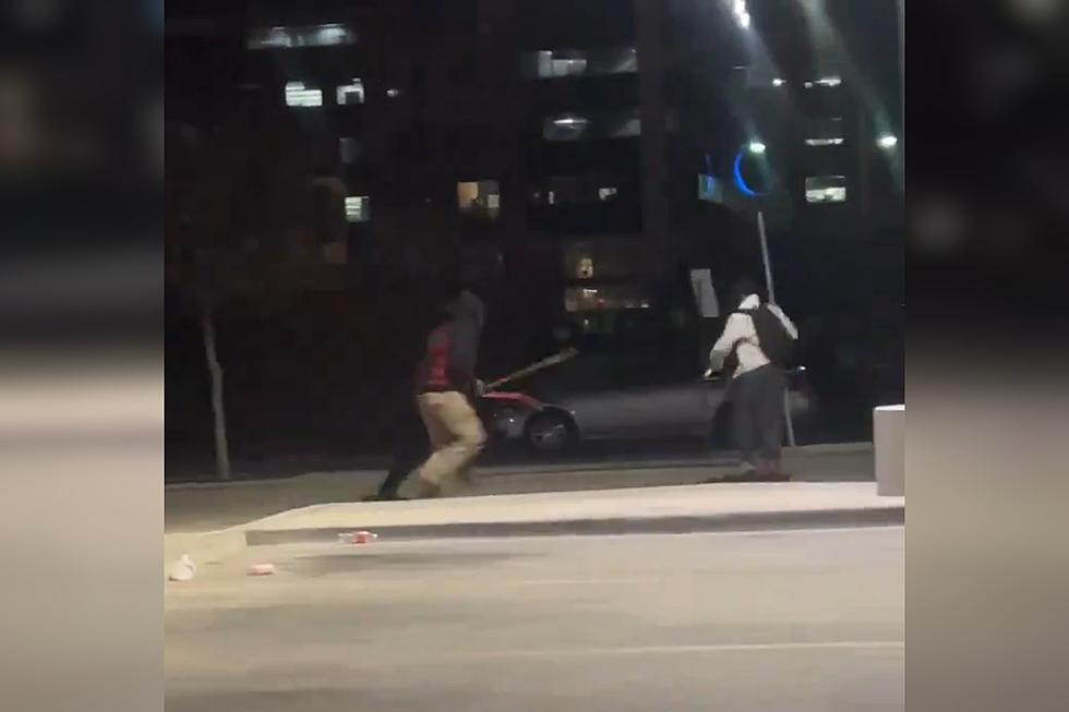 VIDEO: 7-Eleven Employees in Dallas Beat Man With Sticks
