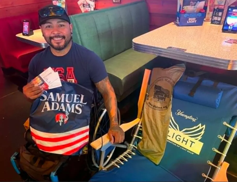 Bubba's 33