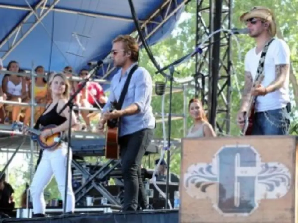 Gloriana&#8217;s &#8220;Soldier Song&#8221; Ready For The Fourth