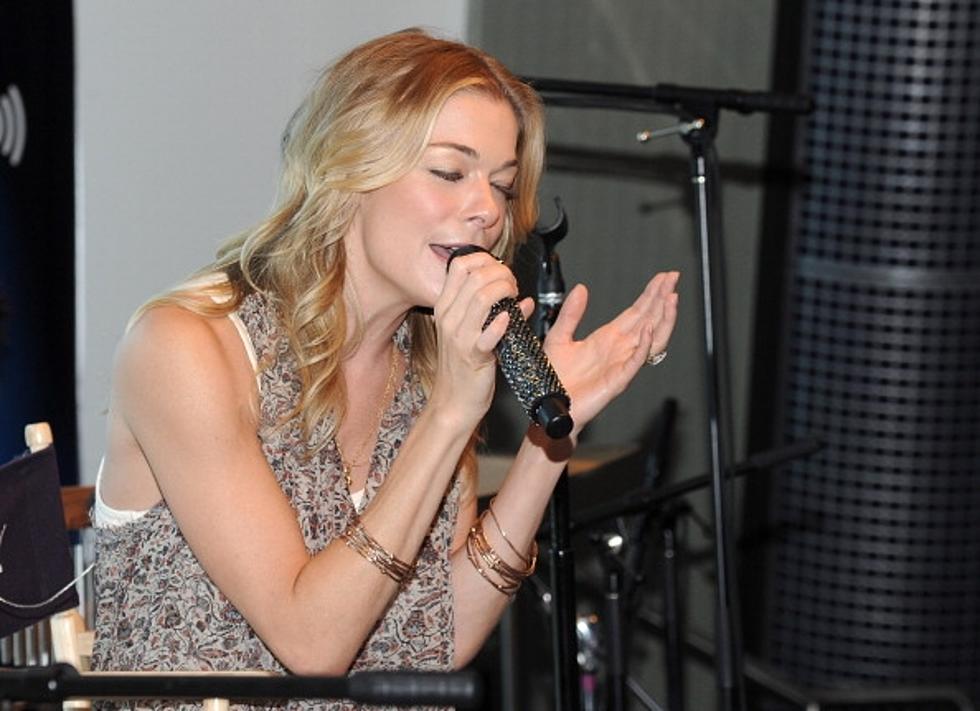 LeAnn Rimes Tired of Being Criticized for Eating Habits [VIDEO]