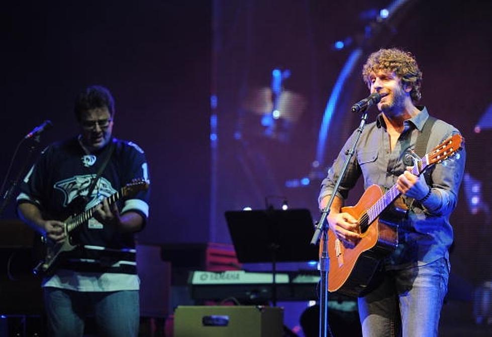 Billy Currington Learned A Lot from Kenny Chesney [VIDEO]