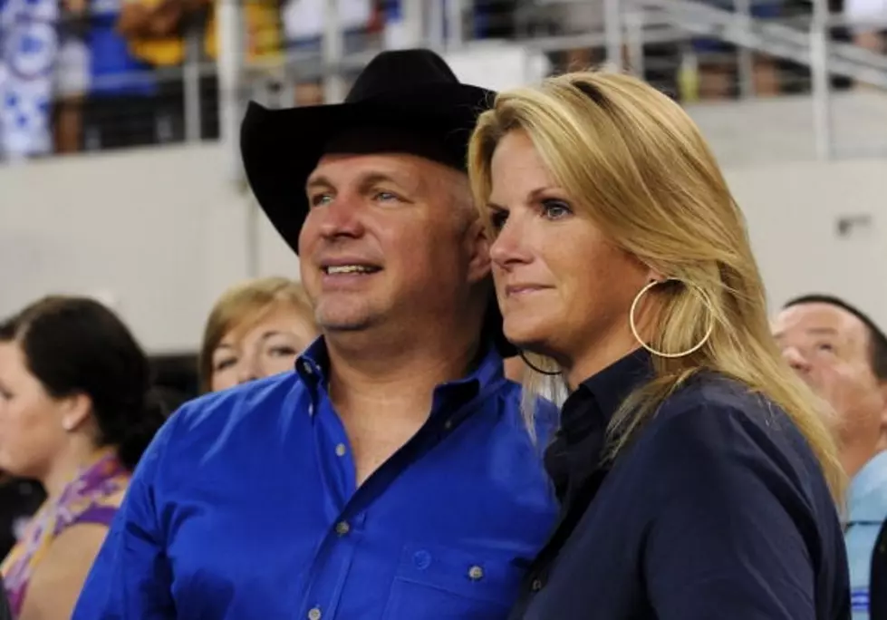 On This Day Garth Brooks For The First Time Hits Number One [VIDEO]