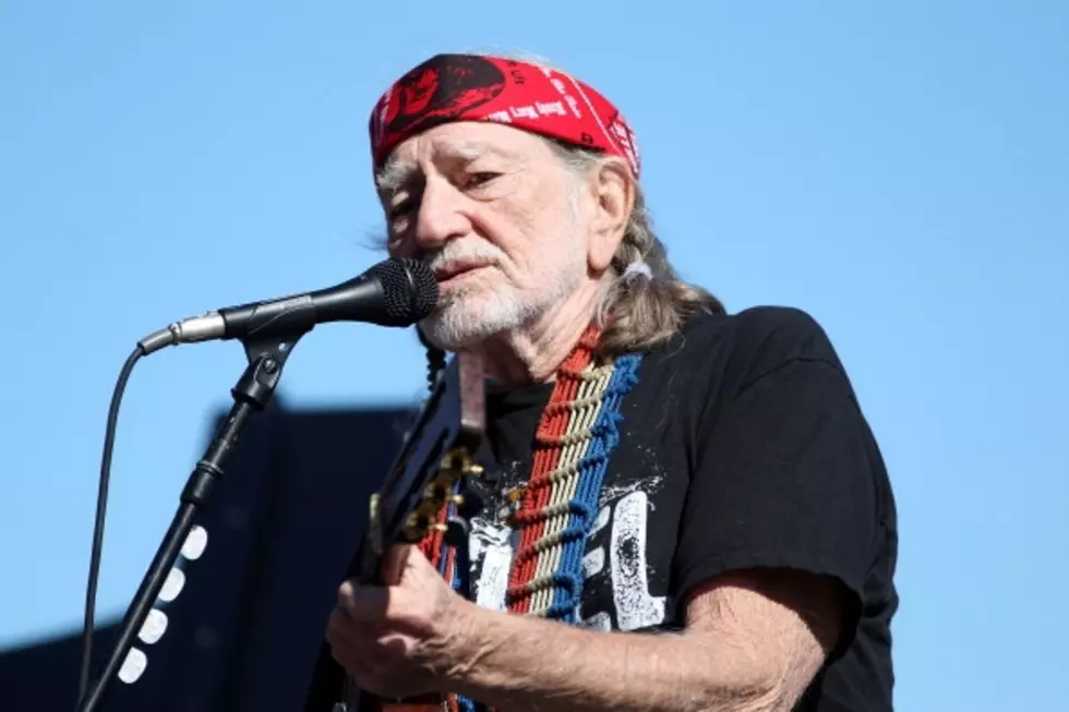 A Willie Nelson Wednesday And Some Pretty Paper [VIDEO]