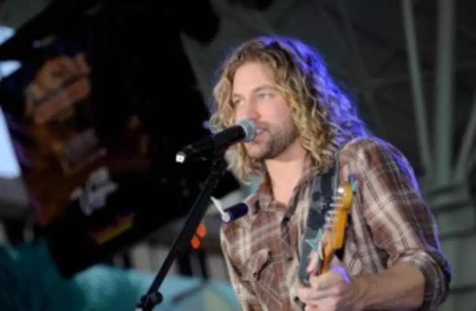 CMT&#8217;s &#8220;Next Big Thing&#8221;, Casey James, Heads to the Opry [VIDEO]