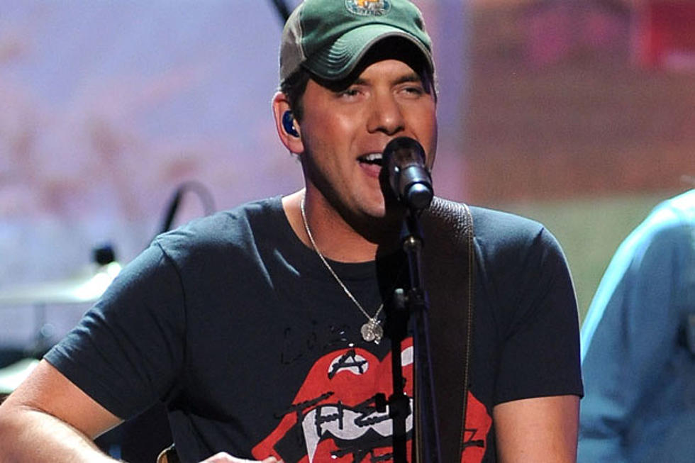 Rodney Atkins Hosts Radio Fundraiser for Tornado Relief