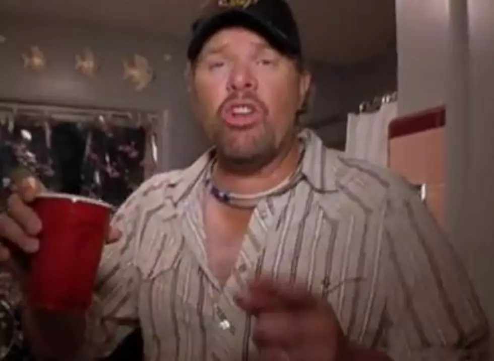 Toby Keith’s Red Solo Cup Contest [VIDEO]