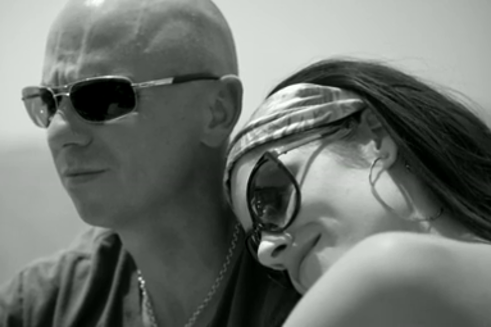 Kenny Chesney Pleads for More in New ‘Come Over’ Video