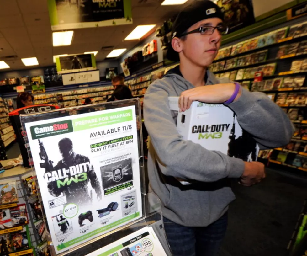 Teen Collapses After Call of Duty Marathon [VIDEO]