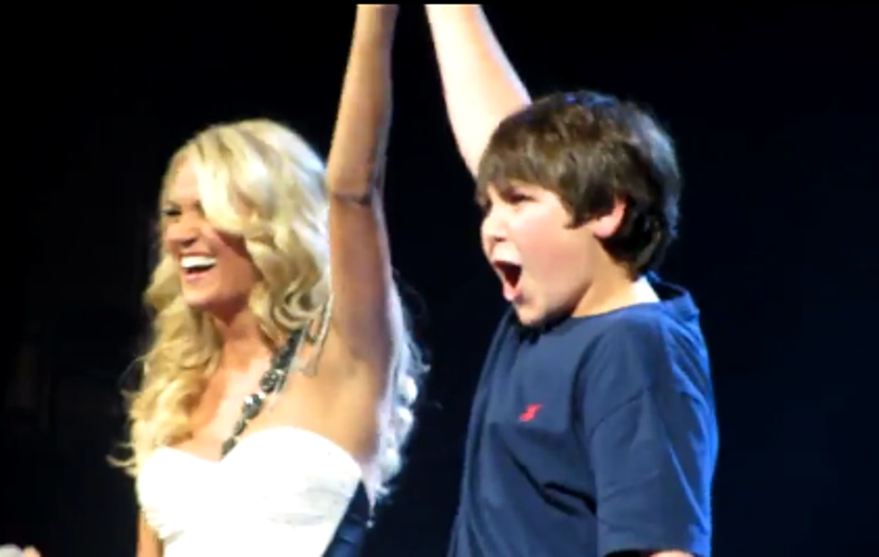 12 Year Old Boy Get First Kiss On Stage From Carrie Underwood [VIDEO]