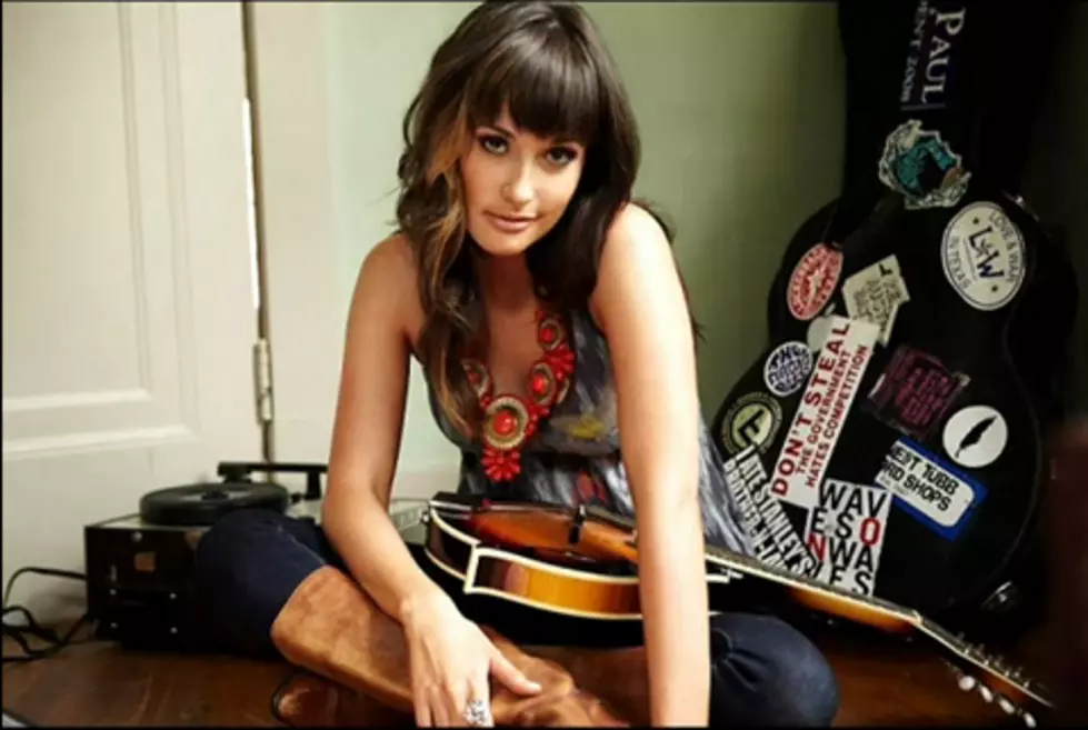 New Music: Kacey Musgraves&#8217; &#8216;Merry Go &#8216;Round&#8217; [VIDEOS]
