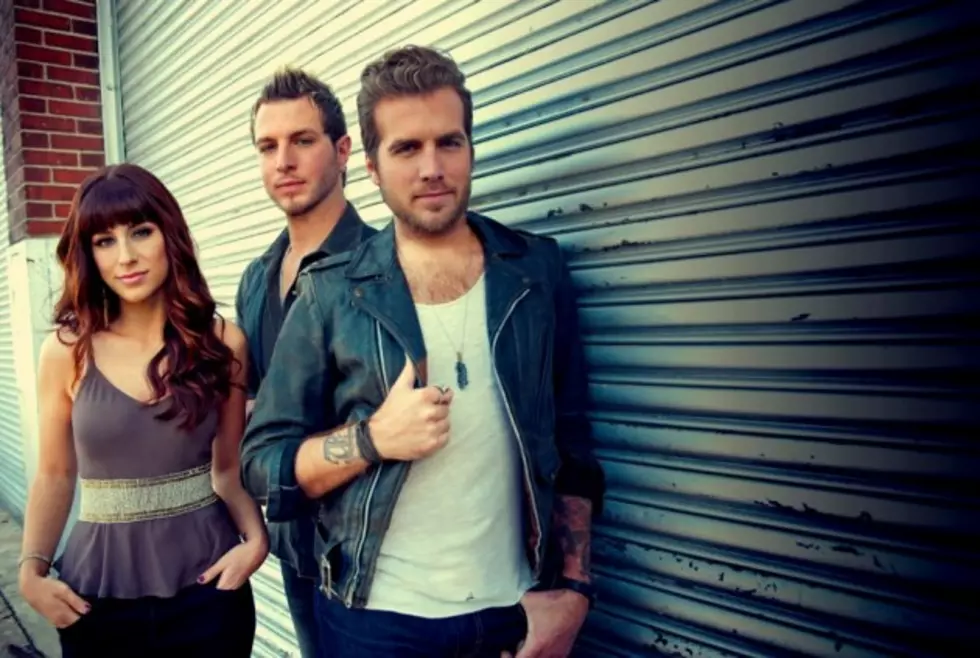 Gloriana Is Burning Up The Past in New Music Video &#8216;Can&#8217;t Shake You&#8217; [VIDEO]