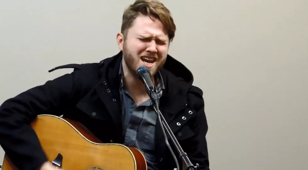 Watch Luke Wade Perform His Brand New Song ‘Dreams Keep Me Awake’ Live & Acoustic