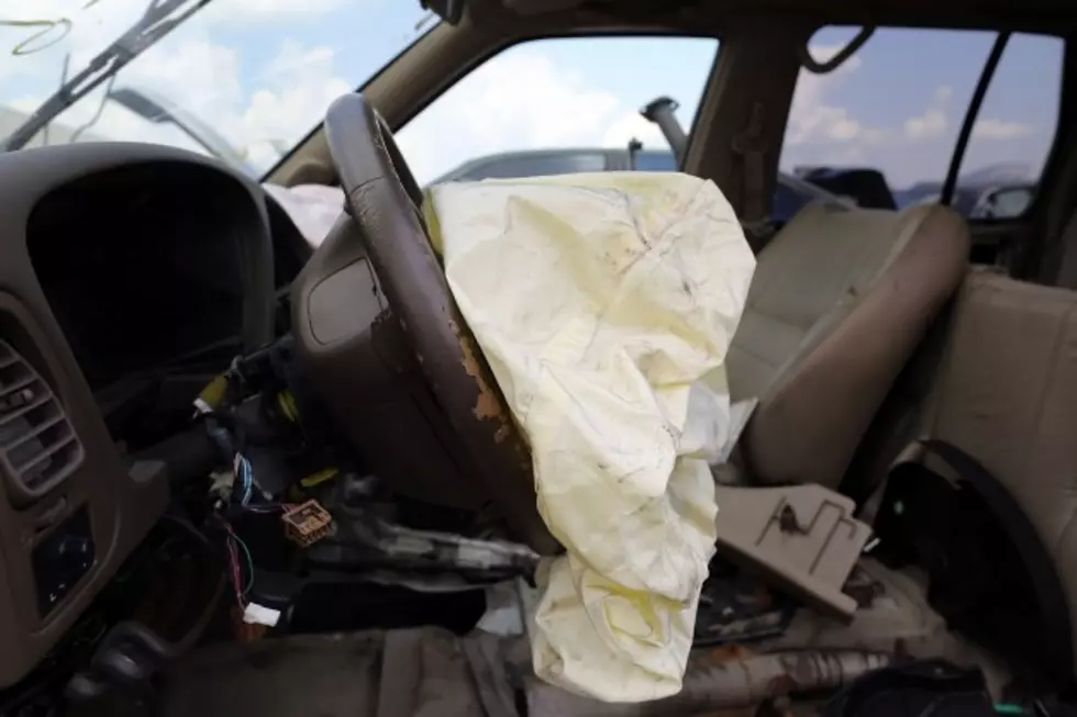 Drug Smugglers Heading to Texas Replace Airbag With Cocaine, Die in Crash