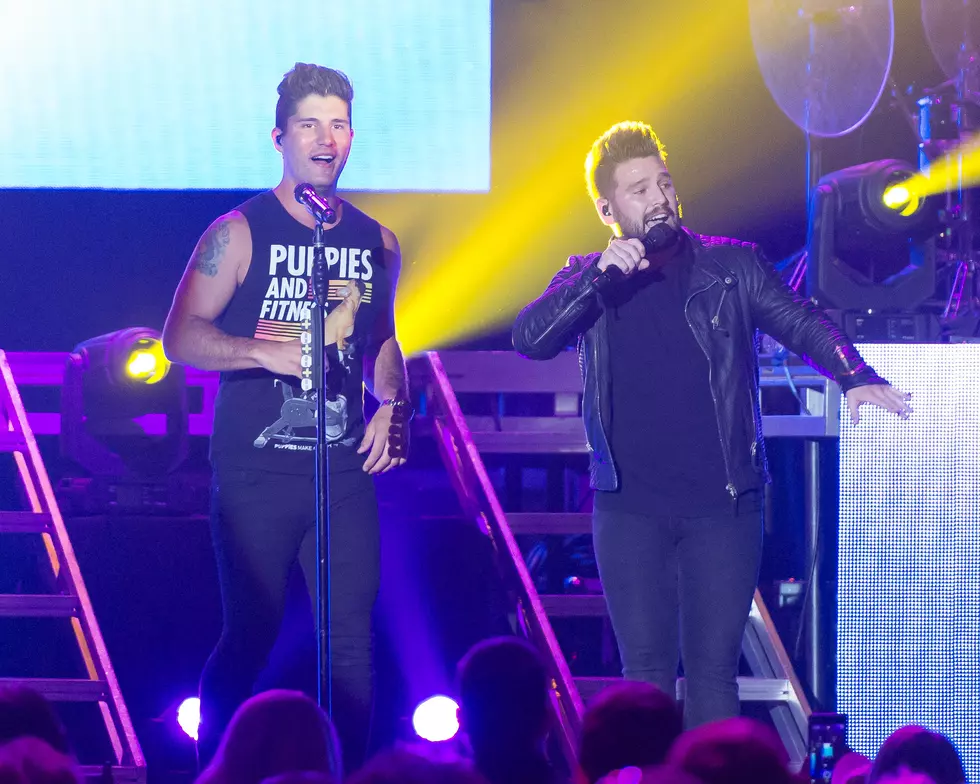Dan + Shay Knock Out Incredible Vocals and Redefine A Cappella [Photos]