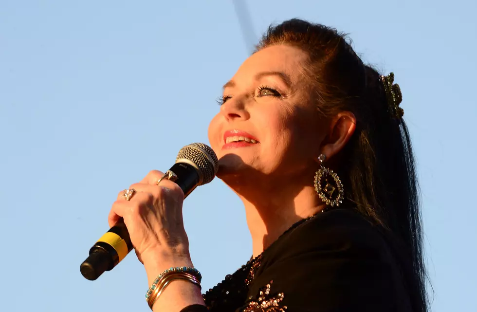 Country Legend Crystal Gayle Is Coming to The Cactus Theater in September