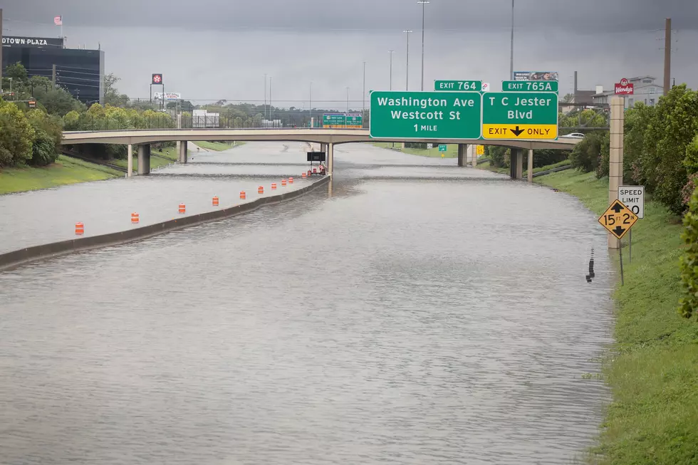 Imelda: Heavy Rains &#038; Flooding Cause Evacuations In Winnie Texas