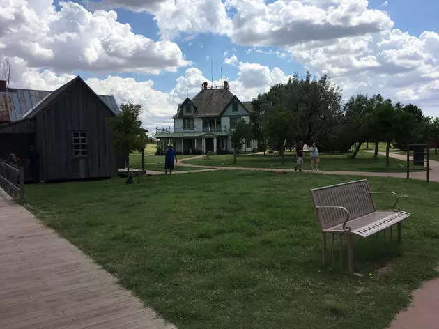 Visit Lubbock&#8217;s Barton House, Where Old Spirits Still Live