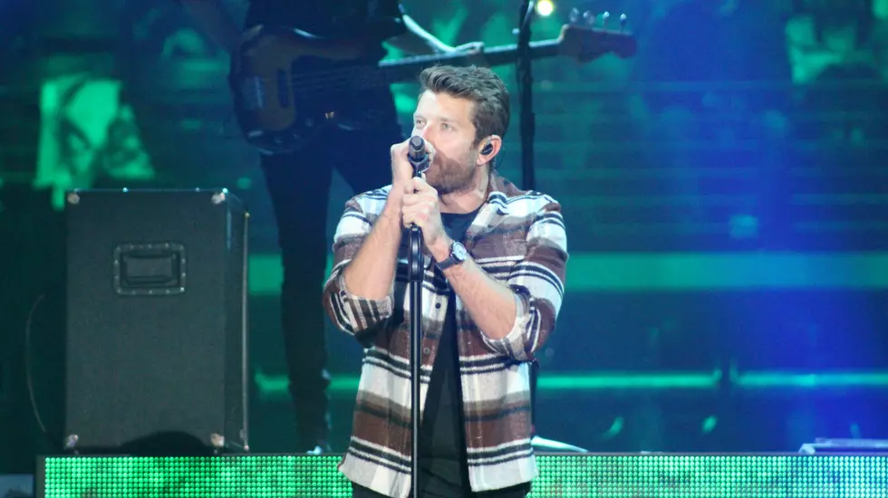 Brett Eldredge Gets Lubbock Feelin’ Good at Country Music Freaks Tour Stop [Photos]