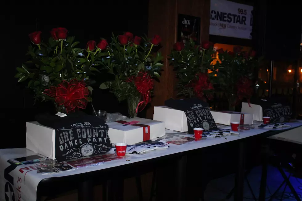 Big Clues for Big Prizes at Lonestar 99.5’s Pure Country Dance Party on Wednesday, Feb. 28