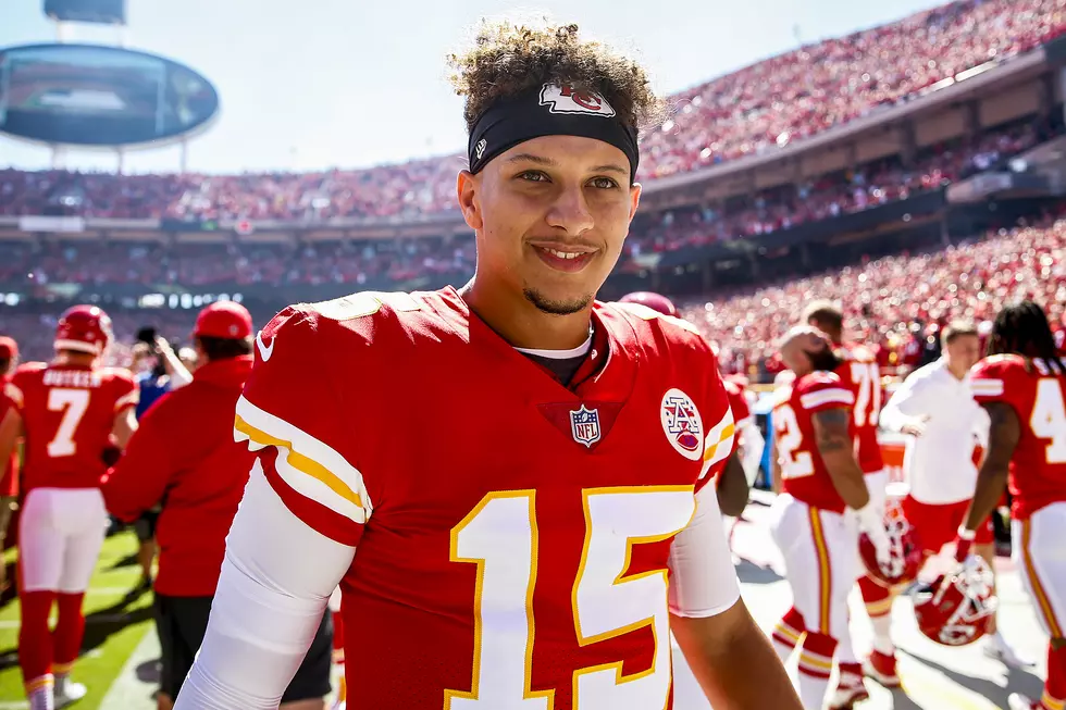 Patrick Mahomes Wins Player Of The Month To No One&#8217;s Surprise