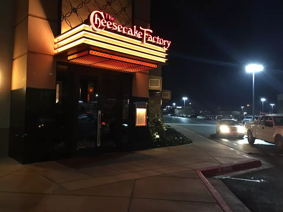 Take a Tour of Lubbock’s New Cheesecake Factory With Me