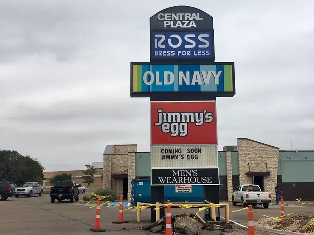 The Sign Is Now Up for the One and Only Jimmy&#8217;s Egg, Opening Soon in Lubbock