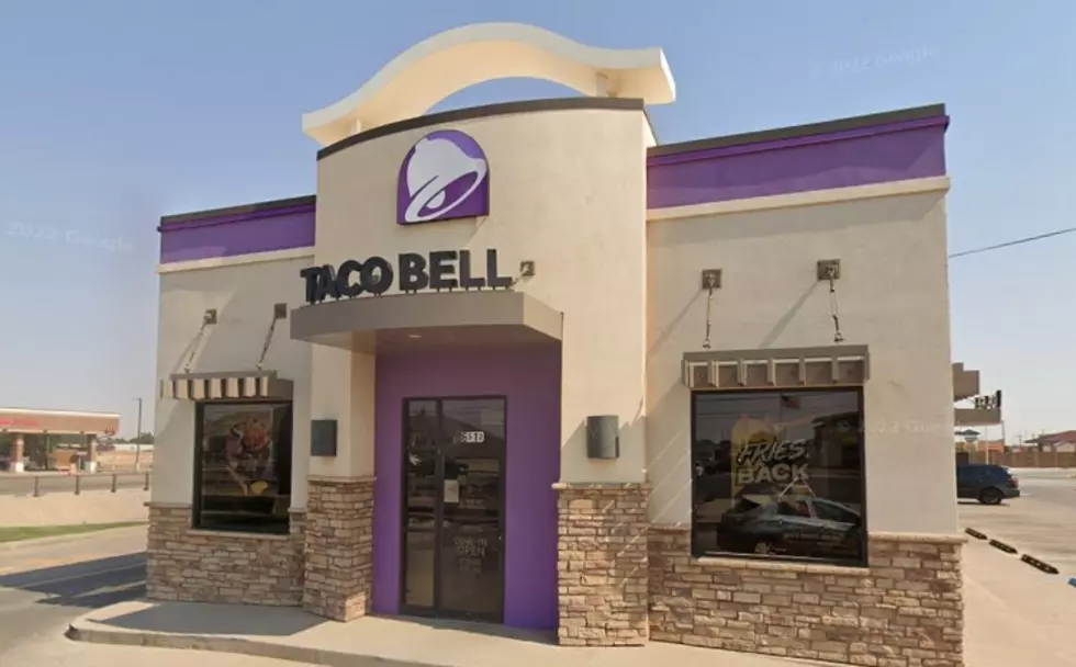 Taco Bell Brings Back the Mexican Pizza, But It Looks Like You Can&#8217;t Get It Anymore