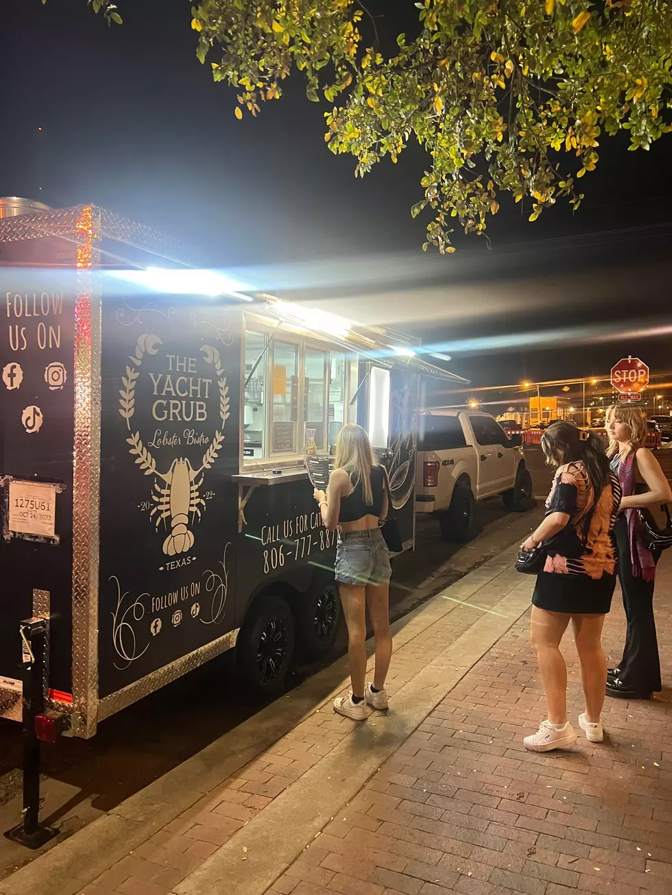 Enjoy Fresh Maine Lobster With This New Lubbock Food Truck