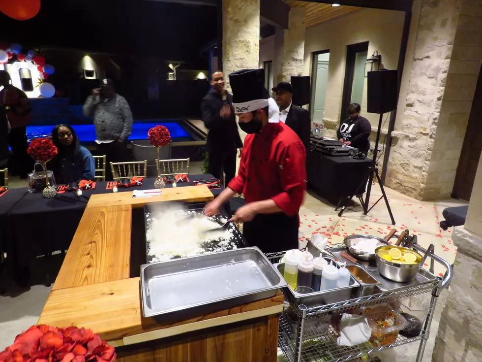 Want To Bring The Hibachi Experience Home? Lubbock Now Offers It