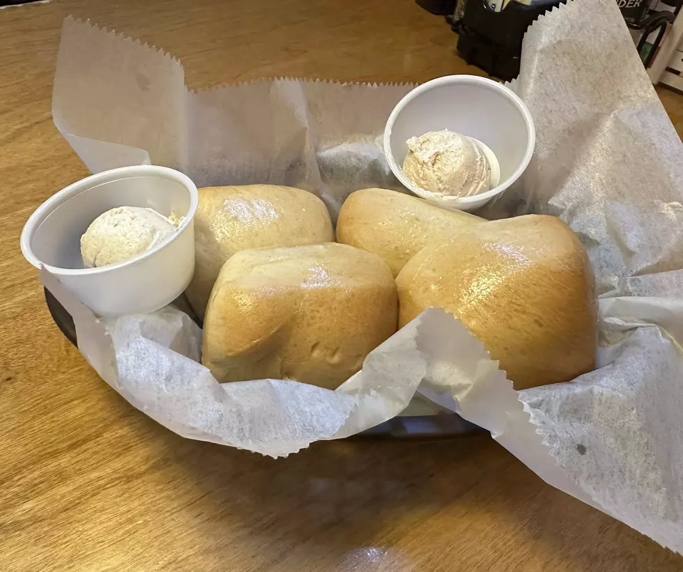 Are Texas Roadhouse Rolls Free?