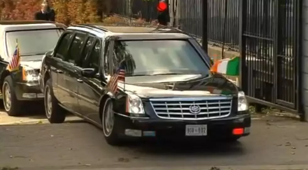 President Obama’s Limo Gets Stuck in Dublin [VIDEO]