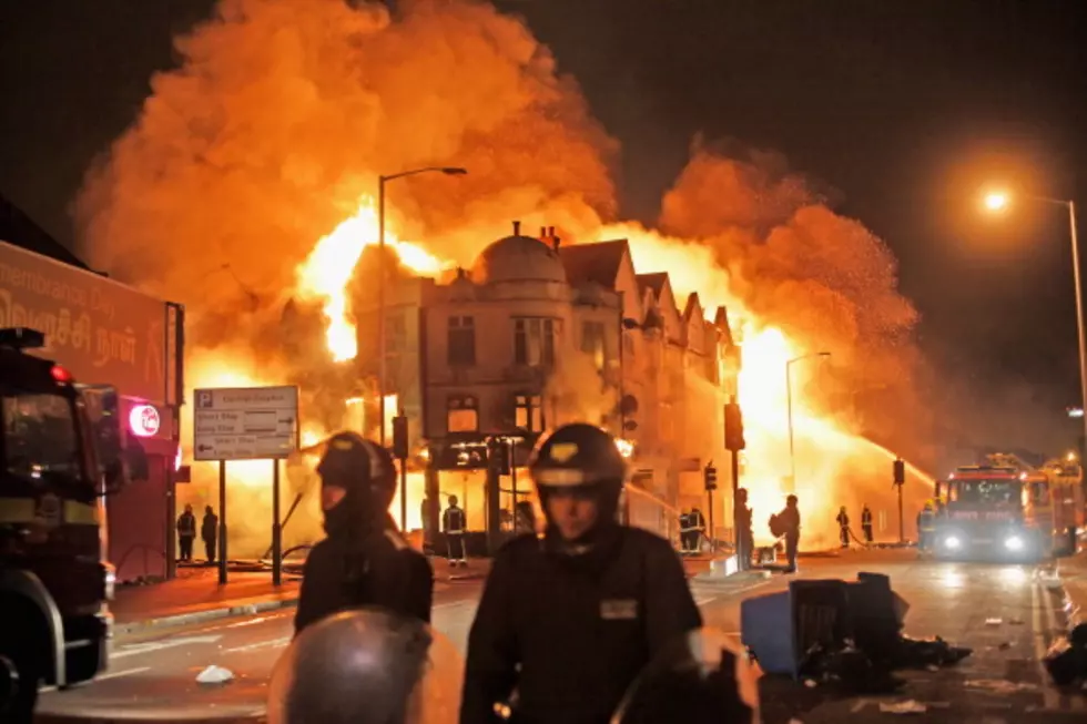 London Riots Show The Rot of Society [VIDEO]