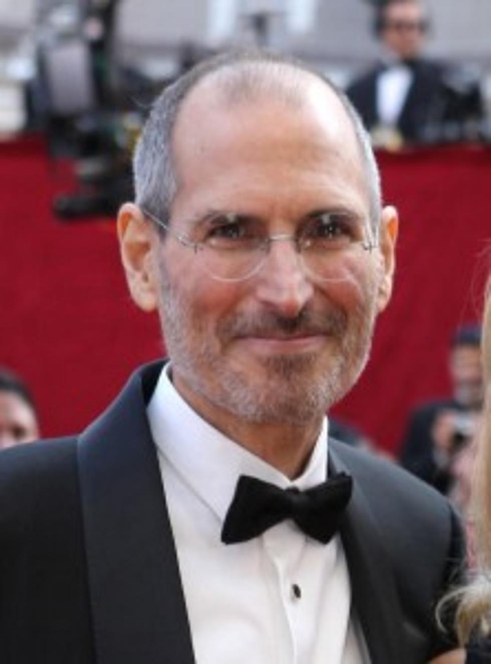 Steve Jobs Steps Down as CEO of Apple