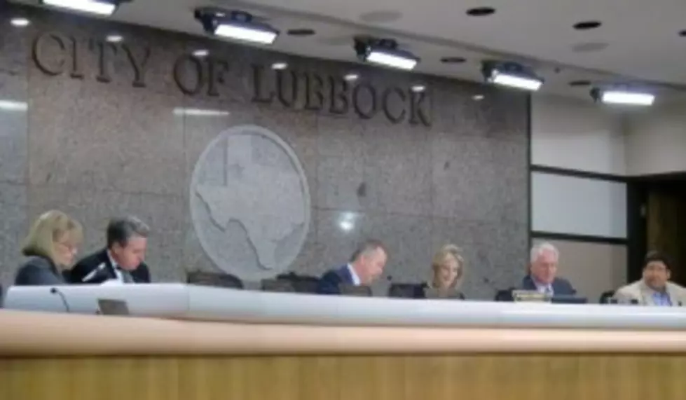 Lubbock Citizens Speak Out On Fracking at Council Meeting