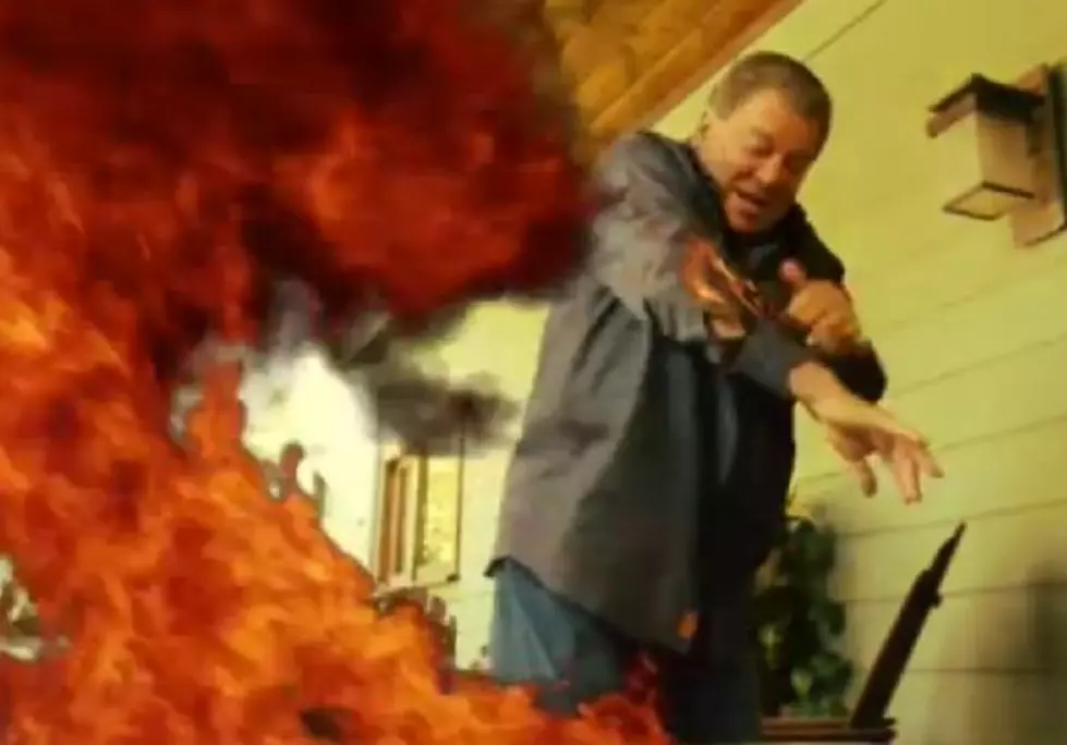 Shatner Loves Deep Fried Turkey, Warns of Dangers in PSA [VIDEO]