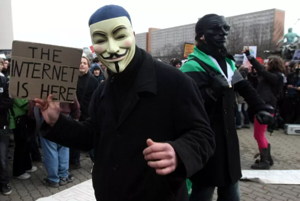 Anonymous Fights Back Against Westboro Baptist Church Picketing At Connecticut Shooting Victims&#8217; Funerals