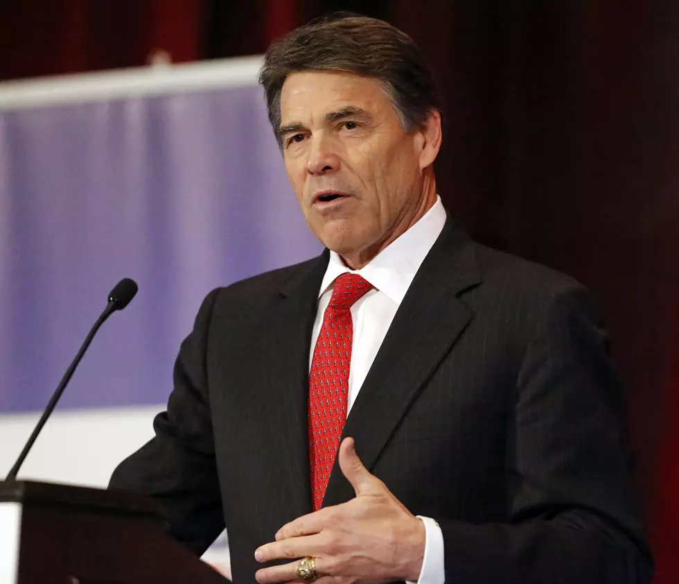 Gov. Perry Visits Fort Hood, Speaks About Ebola Epidemic