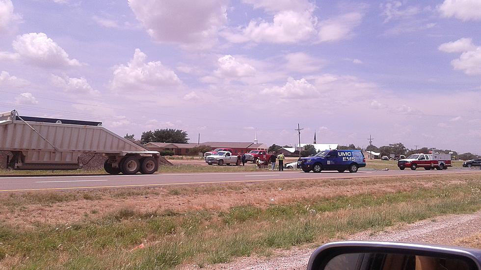 Authorities Working to Clear Multi-Vehicle Accident in South Lubbock County