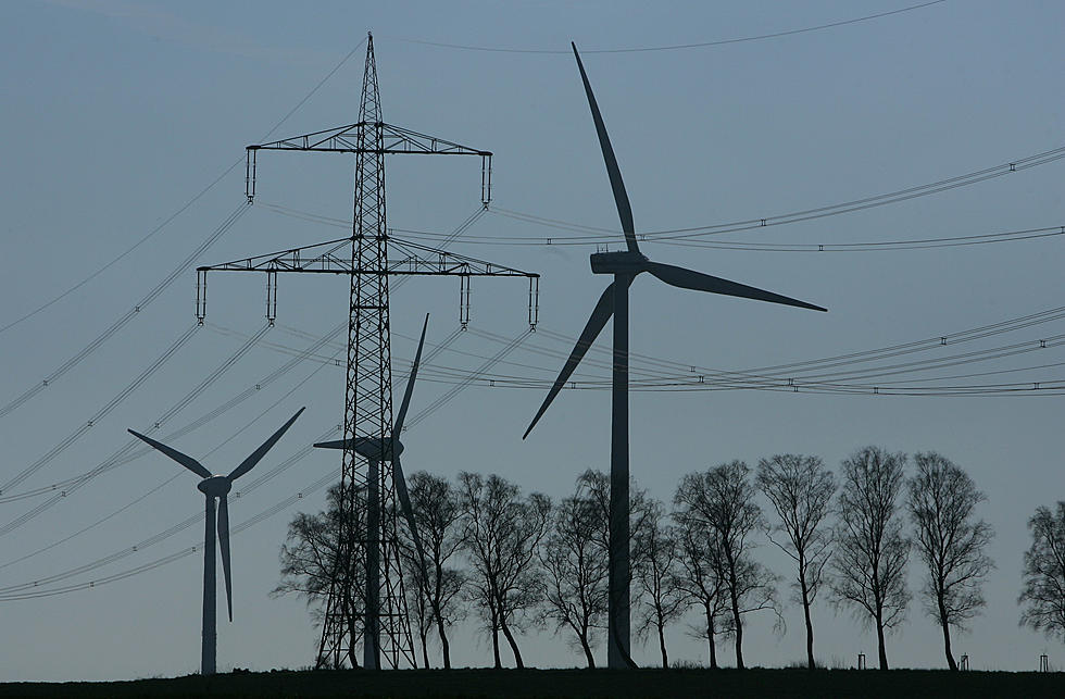 Did it Really Get Hot Enough to Melt a Wind Turbine In Texas?