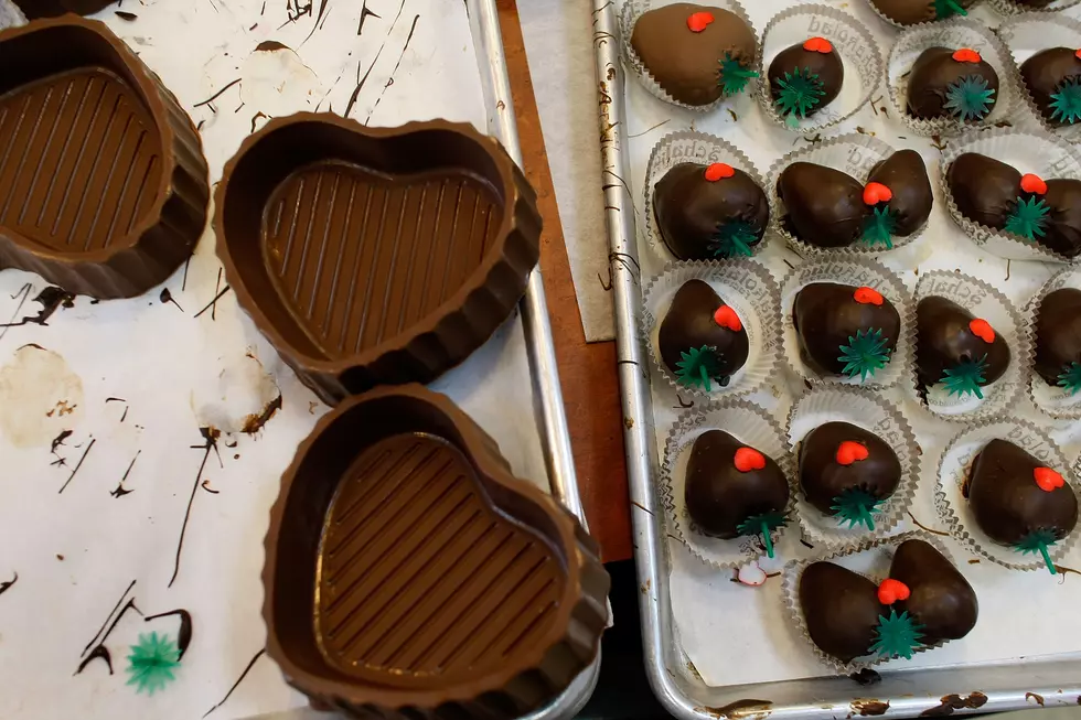 For Valentine’s Day This Year, Think Dark Chocolate