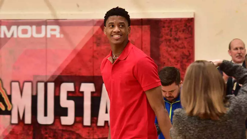 Coronado High School Retires Jarrett Culver’s Basketball Jersey